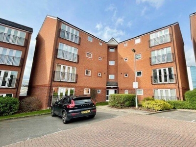 Flat to rent in Terret Close, Walsall WS1