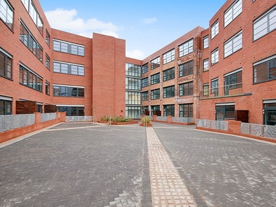 Flat to rent in The Kettleworks, Pope Street, Jewellery Quarter B1