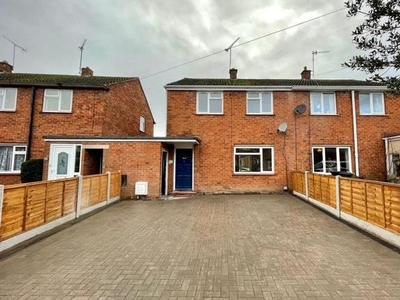 Property to rent in Princess Way, Stourport-On-Severn DY13