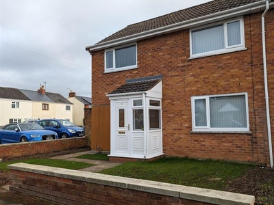 Property to rent in Rowland Avenue, Studley B80