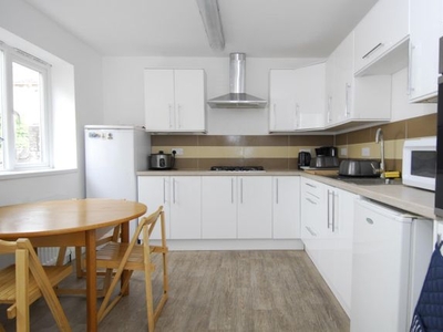 Property to rent in Welbeck Avenue, Plymouth PL4