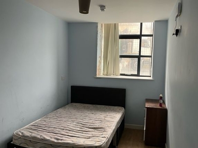 Room to rent in Sunbridge Road, Bradford BD1