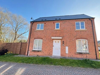 Semi-detached house for sale in Hankinson Road, Warwick CV34