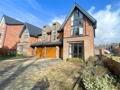 Semi-detached house for sale in Park House Drive, Sale M33