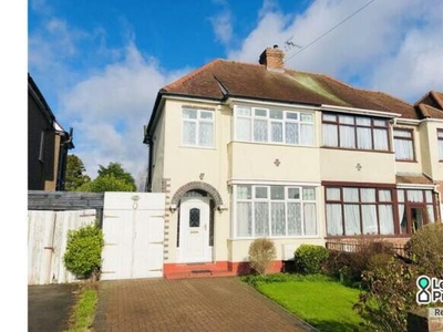 Semi-detached house to rent in Blackburn Avenue, Wolverhampton, West Midlands WV6