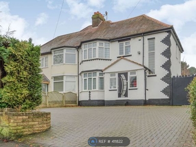 Semi-detached house to rent in Codsall Road, Wolverhampton WV6