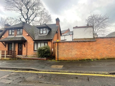 Semi-detached house to rent in Elvetham Road, Edgbaston, Birmingham B15