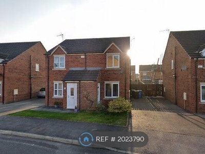 Semi-detached house to rent in Ferry Meadows Park, Kingswood, Hull HU7