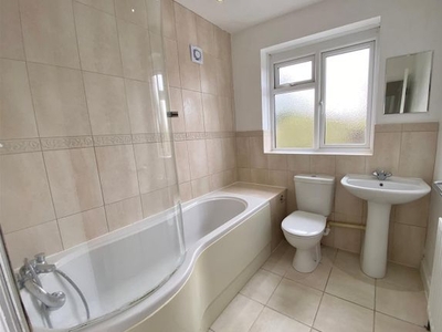Semi-detached house to rent in Mimms Hall Road, Potters Bar EN6