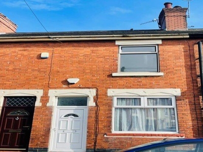 Terraced house to rent in Brocksford Street, Stoke-On-Trent ST4