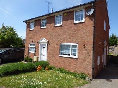 Terraced house to rent in Felton Close, Luton LU2