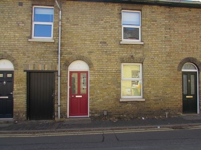Terraced house to rent in Great Northern Street, Huntingdon PE29