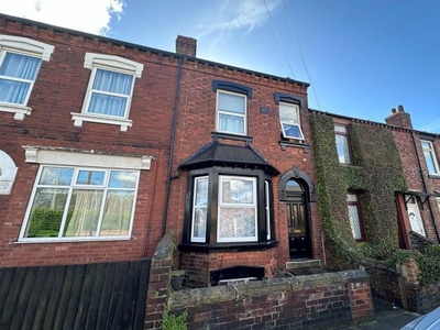 Terraced house to rent in Sparable Lane, Wakefield WF1