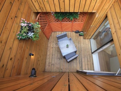 Town house for sale in Roof Gardens, Ellesmere Street, Castlefield M15