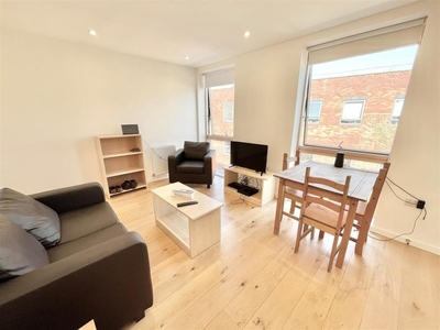 1 Bed Flat, Cabot 24, BS2