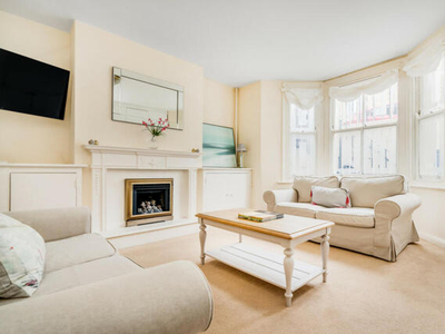 1 Bedroom Apartment For Sale In Chelsea