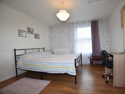 1 bedroom flat for rent in Alfreton Road, Nottingham, NG7
