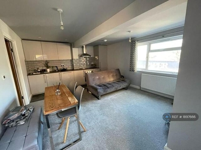 1 Bedroom Flat For Rent In Chalfont St. Giles