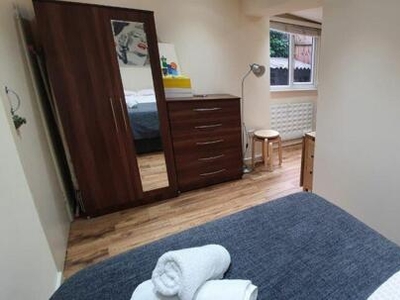 1 Bedroom Flat For Rent In London