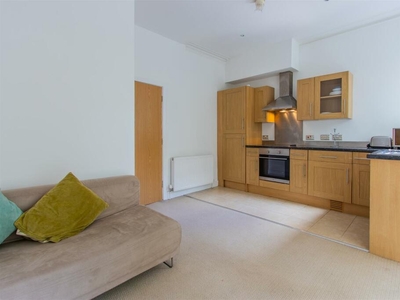 1 bedroom flat for rent in Severn Grove, Pontcanna, CF11