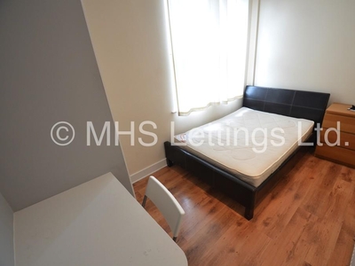1 bedroom house share for rent in Room 3, 36 Hartley Grove, Leeds, LS6 2LD, LS6