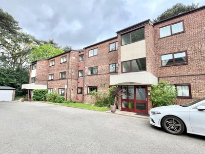 2 bedroom apartment for rent in Dean Park Road,Bournemouth,BH1