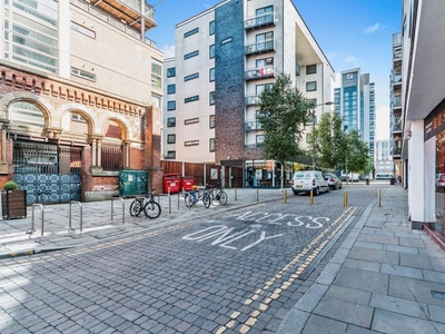 2 bedroom apartment for rent in High Street, Manchester, M4