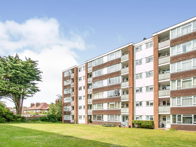 2 bedroom apartment for rent in Lindum Court, Princess Road BH12