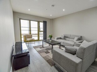 2 Bedroom Apartment For Rent In Slough, Berkshire