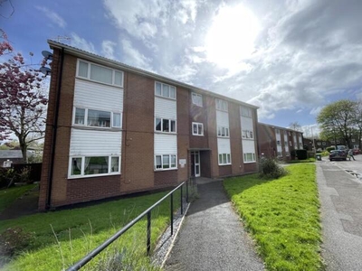2 Bedroom Apartment For Rent In Stockport, Cheshire