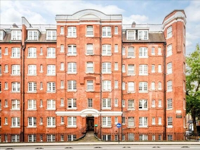 2 Bedroom Apartment For Rent In Tavistock Place, Bloomsbury