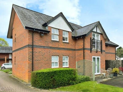 2 Bedroom Apartment For Sale In Chester, Cheshire