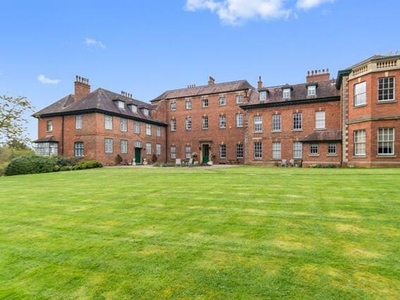 2 Bedroom Apartment For Sale In Ledbury, Herefordshire