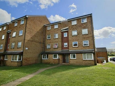 2 Bedroom Apartment For Sale In Peacehaven