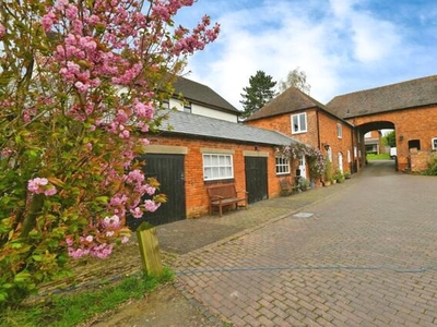 2 Bedroom Barn Conversion For Sale In Tamworth