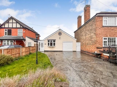2 Bedroom Detached Bungalow For Sale In Leicester, Leicestershire