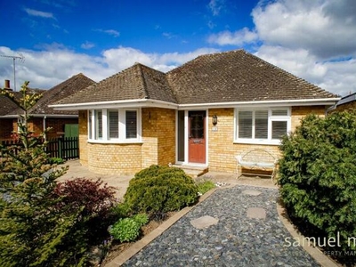 2 Bedroom Detached House For Sale In Royal Wootton Bassett