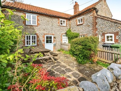 2 Bedroom End Of Terrace House For Sale In Cromer, Norfolk