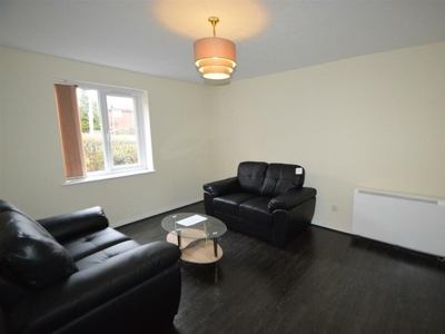 2 bedroom flat for rent in Angora Drive, Salford, Manchester, M3