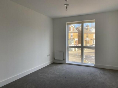 2 Bedroom Flat For Rent In Maidstone, Kent