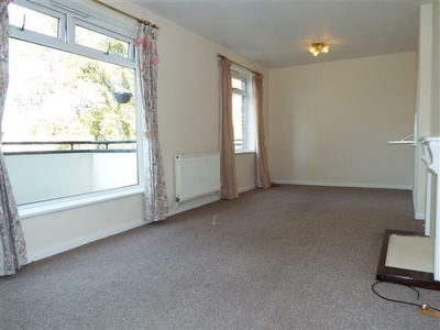 2 bedroom flat for rent in Ravendale Drive, Ermine, Lincoln, LN2