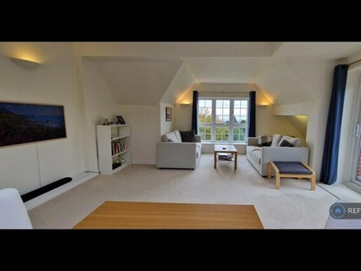 2 Bedroom Flat For Rent In Romsley, Halesowen