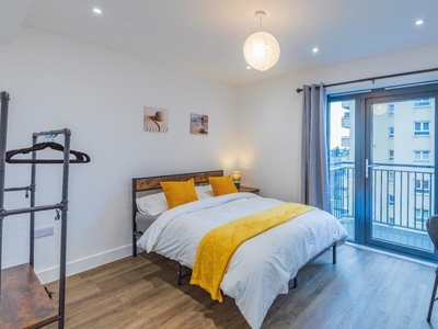 2 bedroom flat for rent in Somerset Street, Brighton, BN2