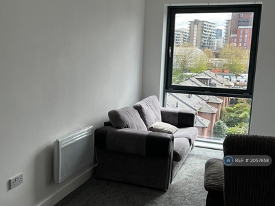 2 bedroom flat for rent in Springfield Court, Salford, M3