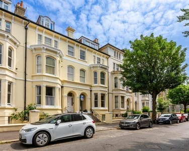 2 Bedroom Flat For Sale In Hove