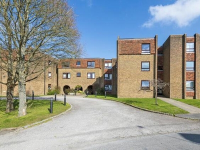 2 Bedroom Flat For Sale In Merrow, Guildford