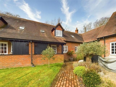 2 Bedroom House For Sale In Christchurch, Dorset