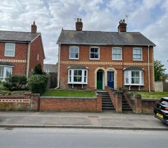 2 Bedroom Semi-detached House For Rent In Wantage