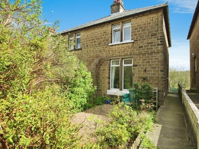 2 Bedroom Semi-detached House For Sale In Huddersfield, West Yorkshire