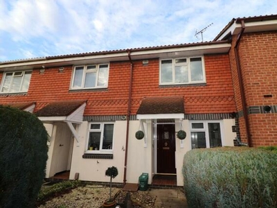 2 Bedroom Terraced House For Rent In Addlestone
